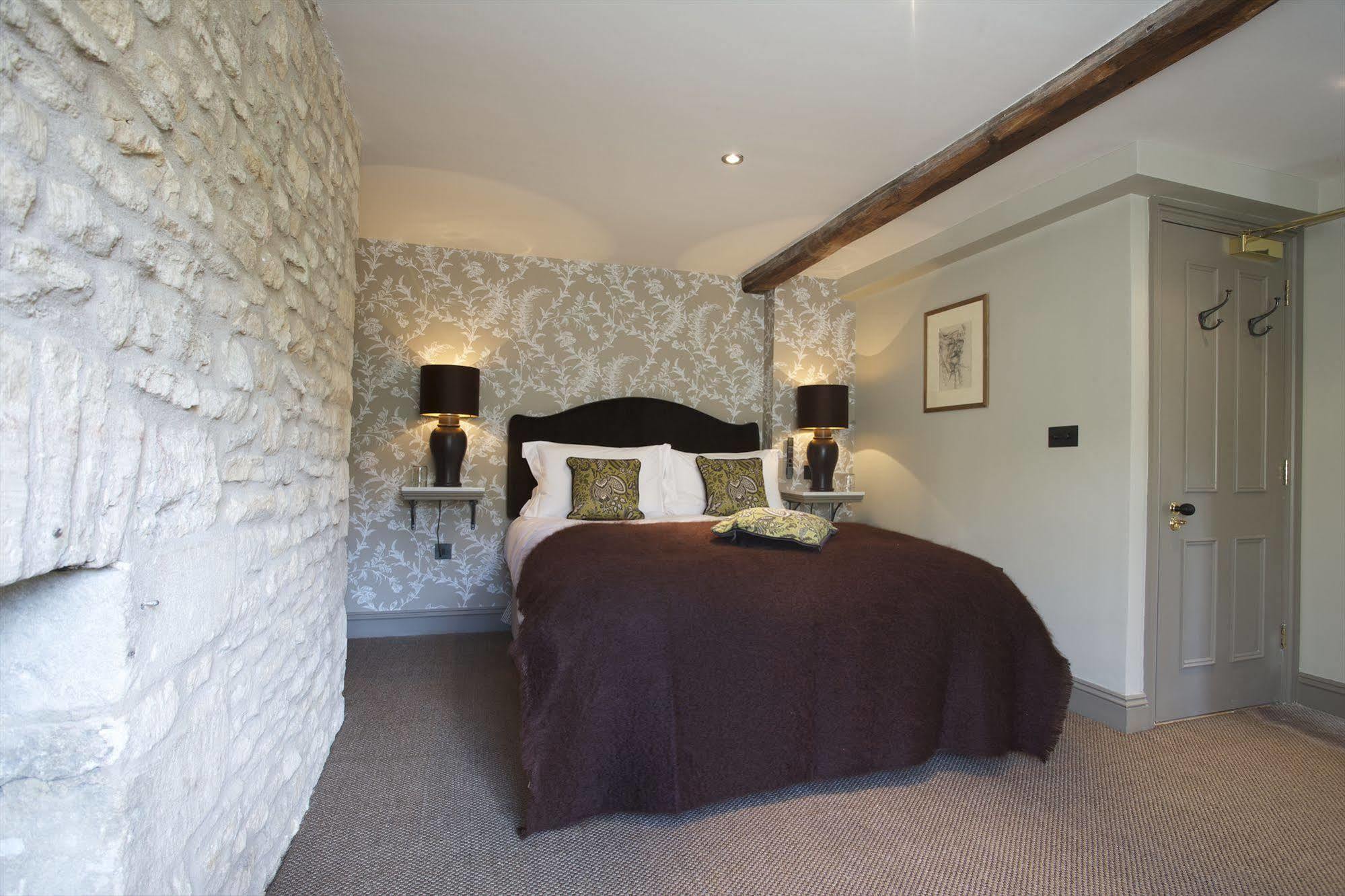 The Wheatsheaf 5*
