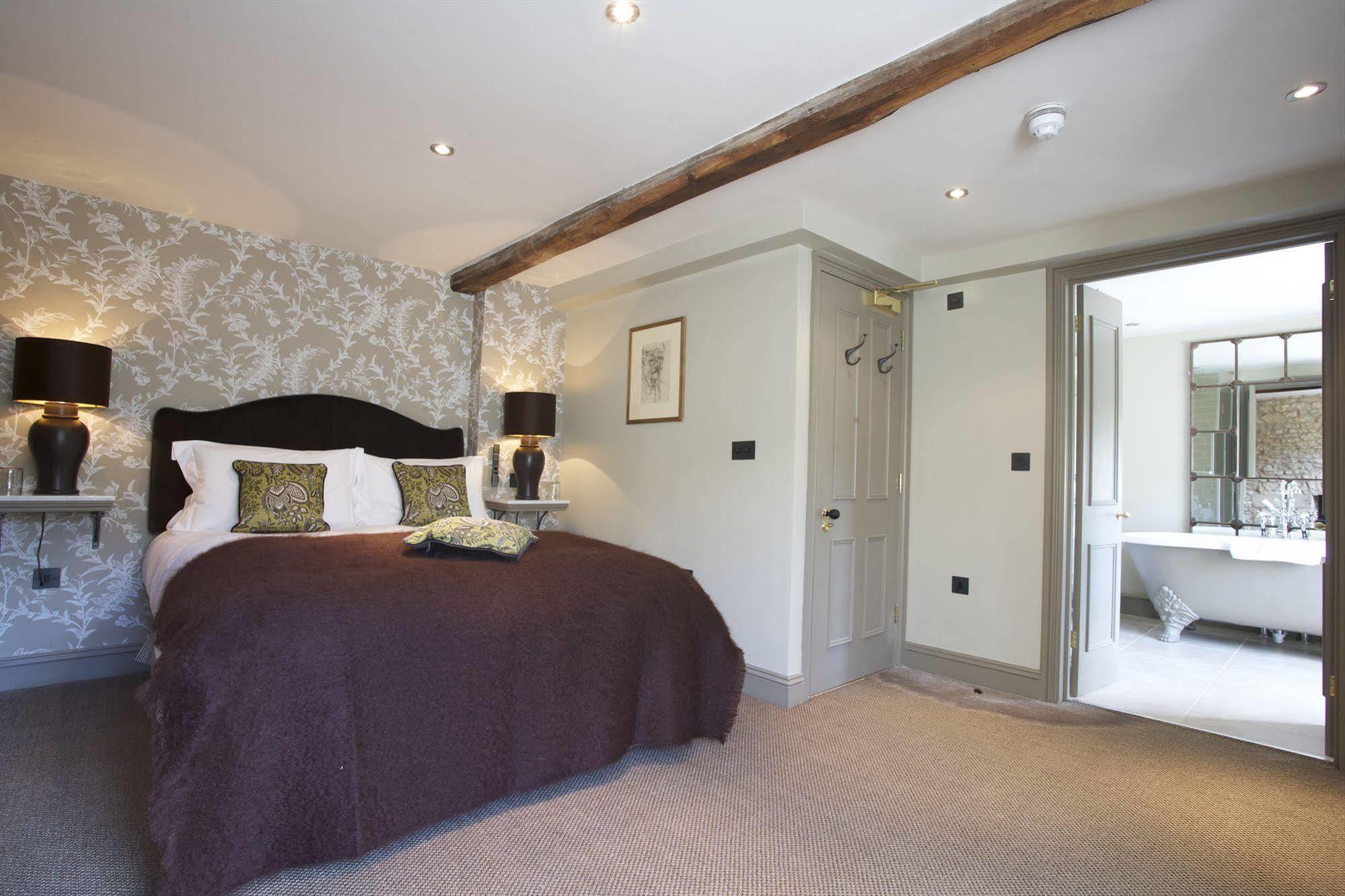 Hotel The Wheatsheaf 5*