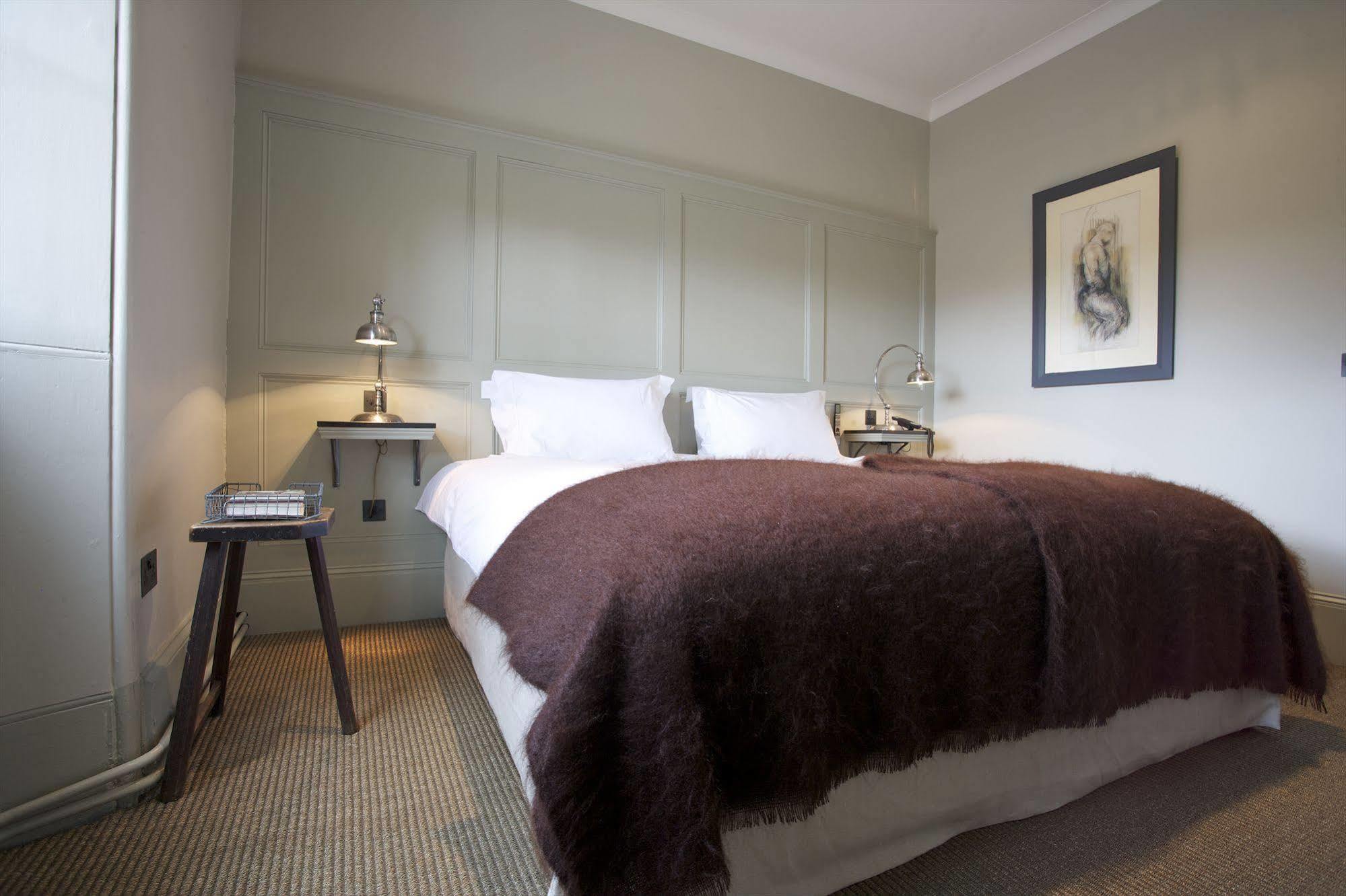The Wheatsheaf 5*